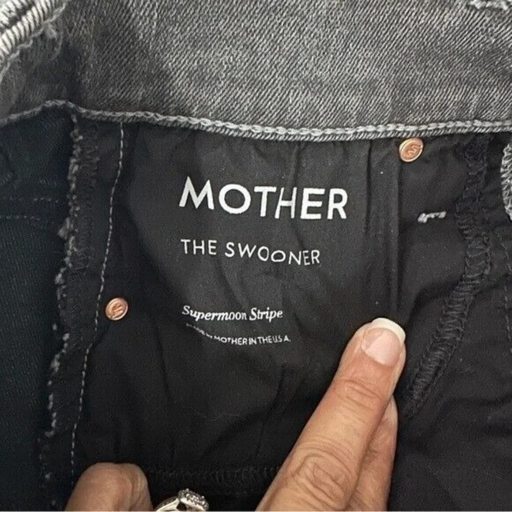MOTHER The Swooner Jeans Color: Supermoon Stripe Women’s Size 25 - Picture 12 of 16